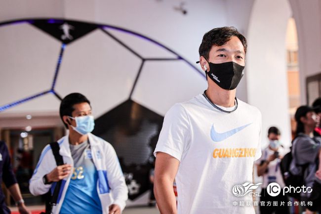 只要他愿意转让，价钱让他随便开。